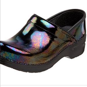 Petrol dansko nurse clogs